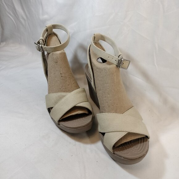 Crocs Leigh II Cream Canvas Strap Wedge Heels NWOT - Picture 3 of 10